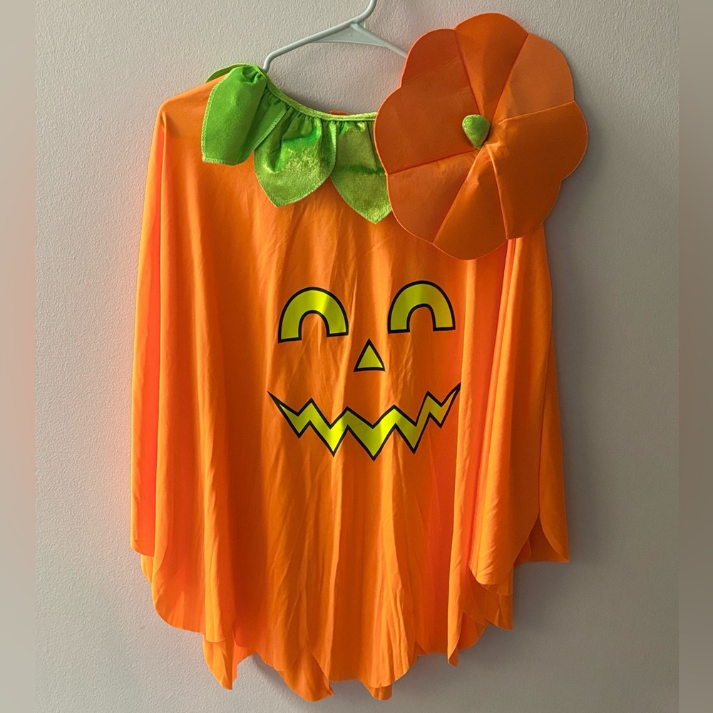 Women’s Pumpkin Costume with Green Accents